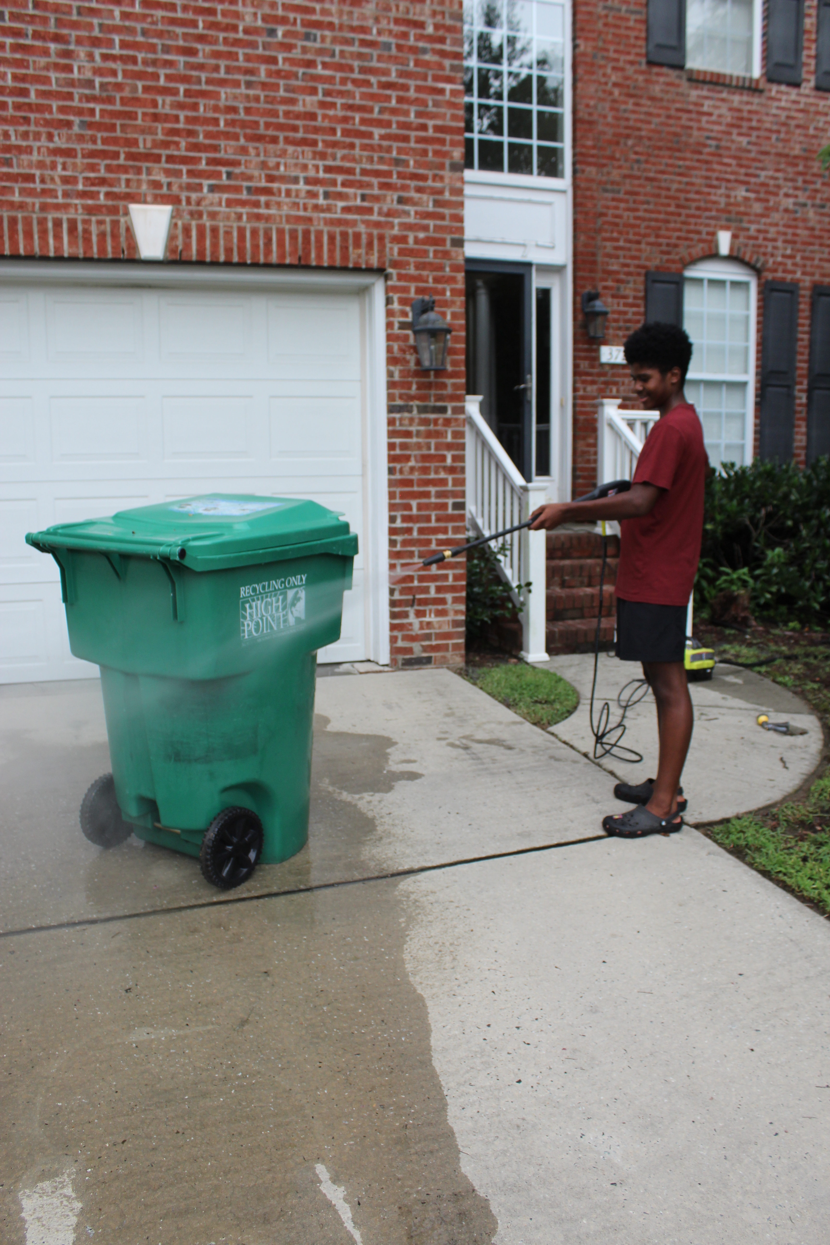Professional bin cleaning service